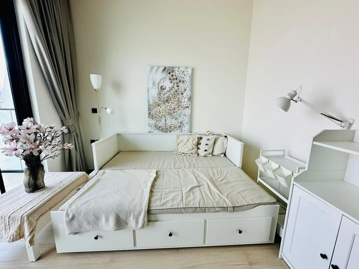 Apartamento Chic 2Br In Jvc Balcony Pool & Parking Dubái